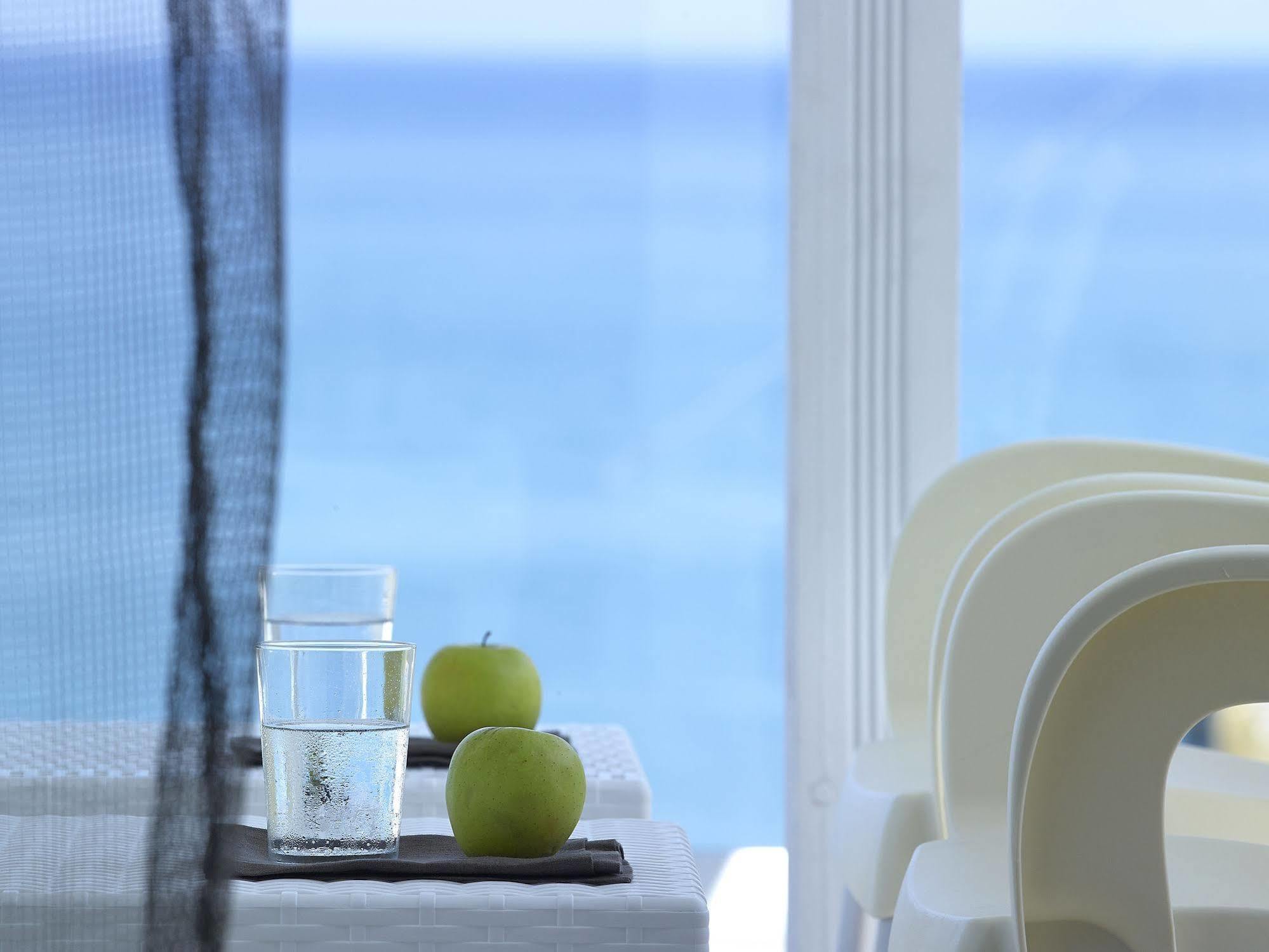 Coral Hotel Ierapetra  Luaran gambar